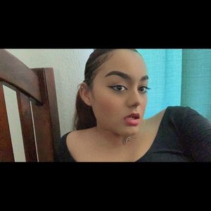 Meet your Posher, Jenny